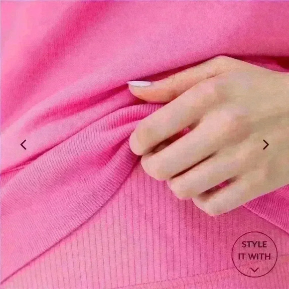 NWT Barbie Pink Champion Womens 7 in. Ribbed Bike Short Size M - Picture 2 of 5